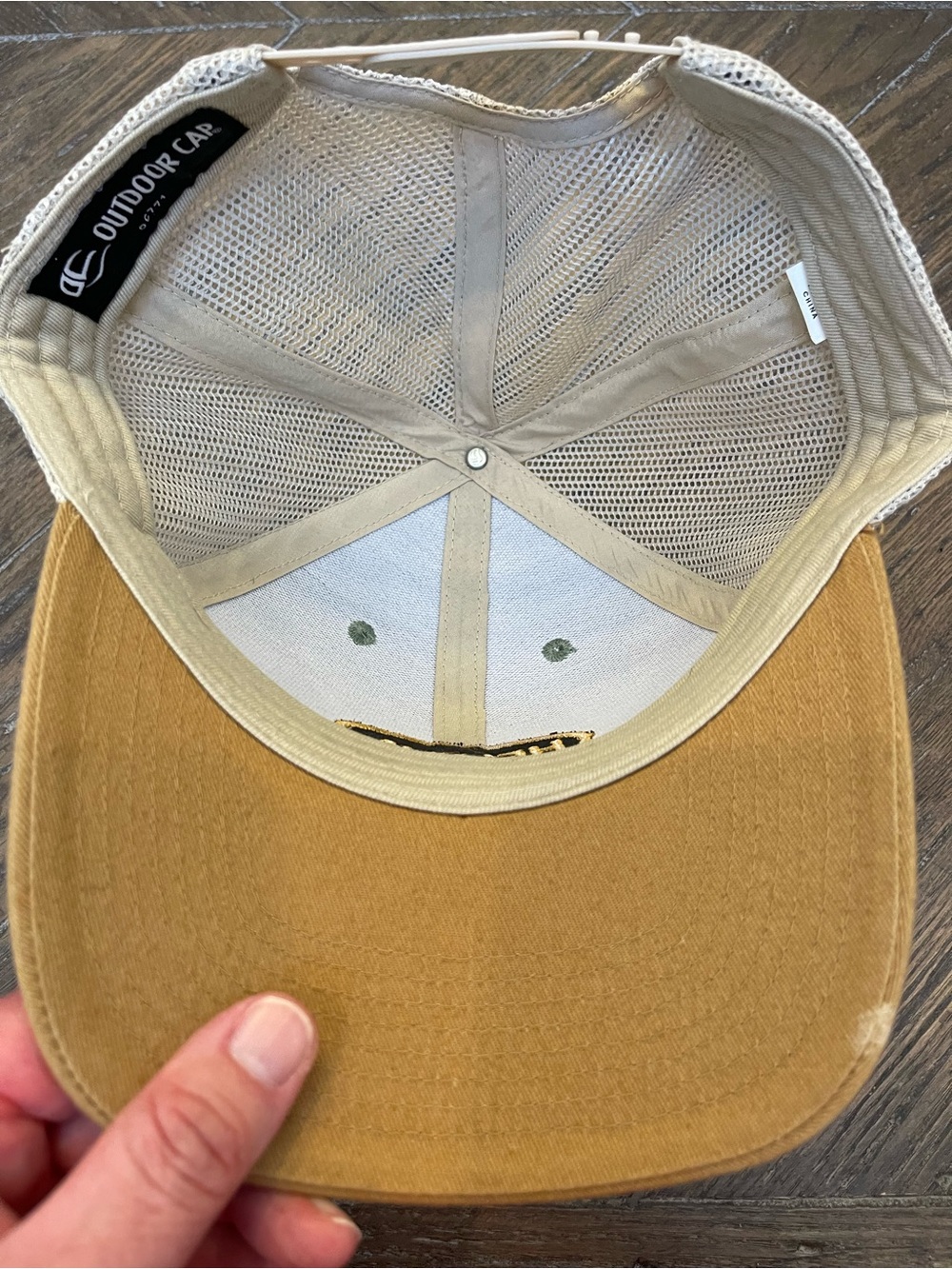 Helena Men’s Two-Tone Mesh Back Trucker Hat - Picture 4 of 4